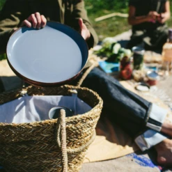 Barebones Enamel Plate - Set Of 2 -Roam Ready CKW 358 6 600x600 1186f0a1 2be8 4192 954b 43fbedfb4c1d