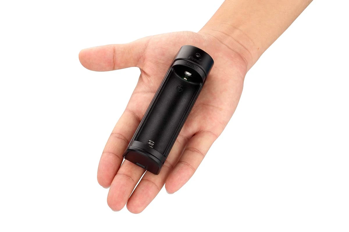 Fenix ARE-X1 USB 18650/26650 Battery Charger 5 Fenix ARE-X1 USB 18650/26650 Battery Charger - Image 3