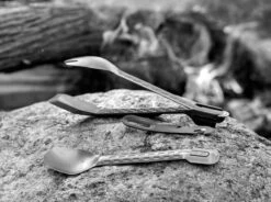 Gerber ComplEAT - Onyx -Roam Ready Lifestyle 1 fulljpg 600x600 c9ff08c1 1fdd 461a 96d3 eb42b2324bcc